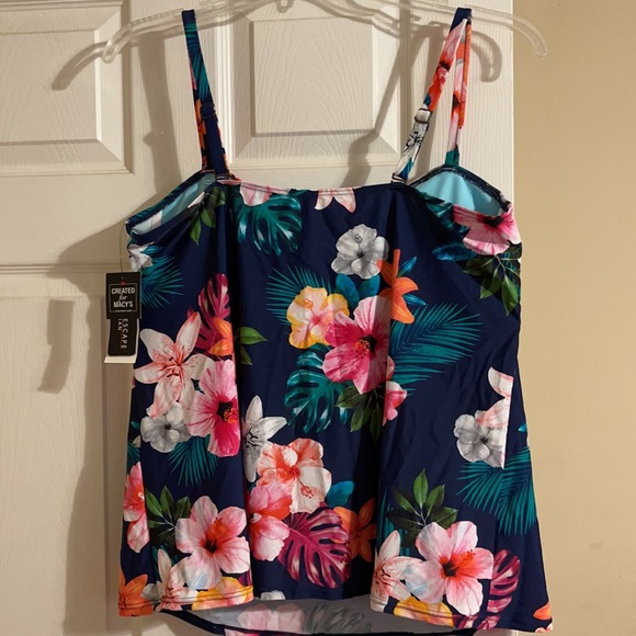 Island escape plus size tankini. - Picture 4 of 8